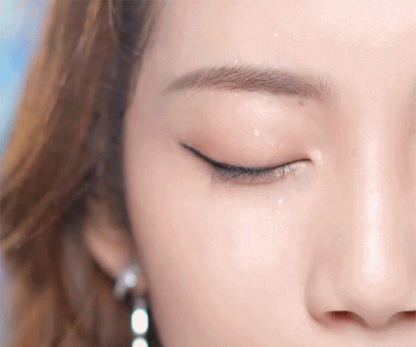 04b2589e5ce991433c8b95ed2cfbaee8.gif