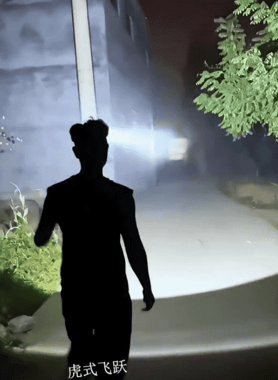 20241010_100241_119.gif
