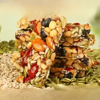 Premium Handgemachter Nuss-Mix-Riegel | Pure Energie & Ohne Zuckerzusatz 🌰