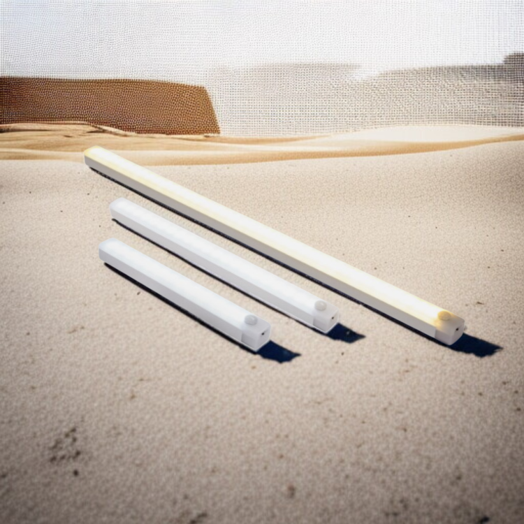 Lumière magnétique à capteur pour armoire de rangement