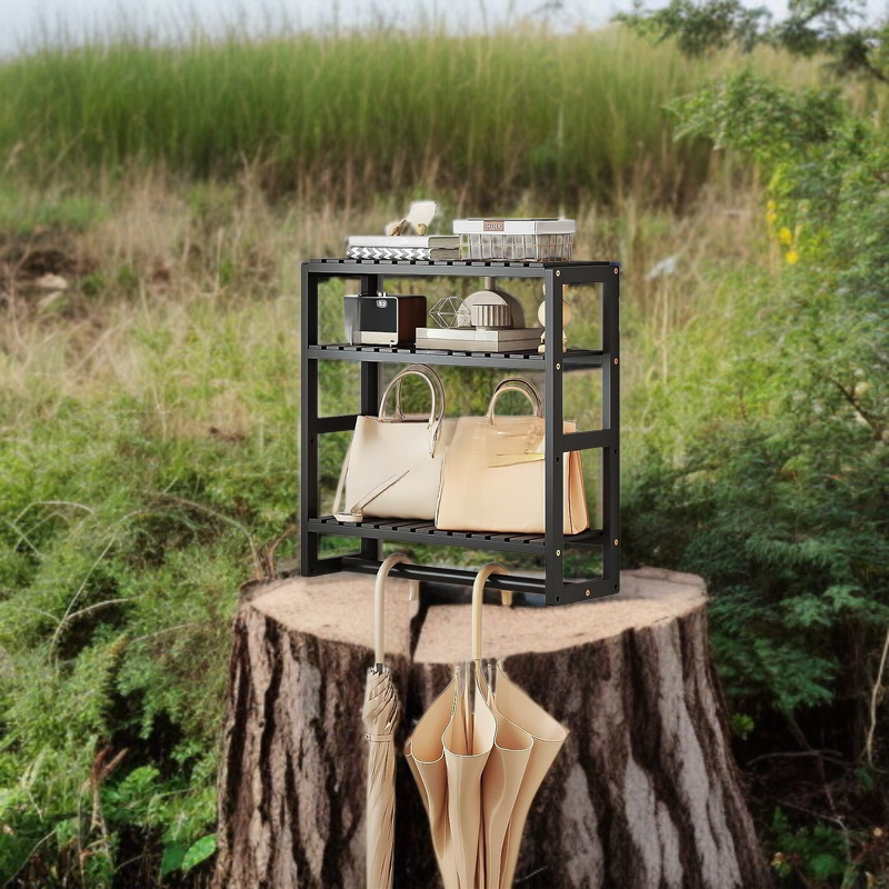 Küchenregal für Gewürzflaschen aus robustem Holz