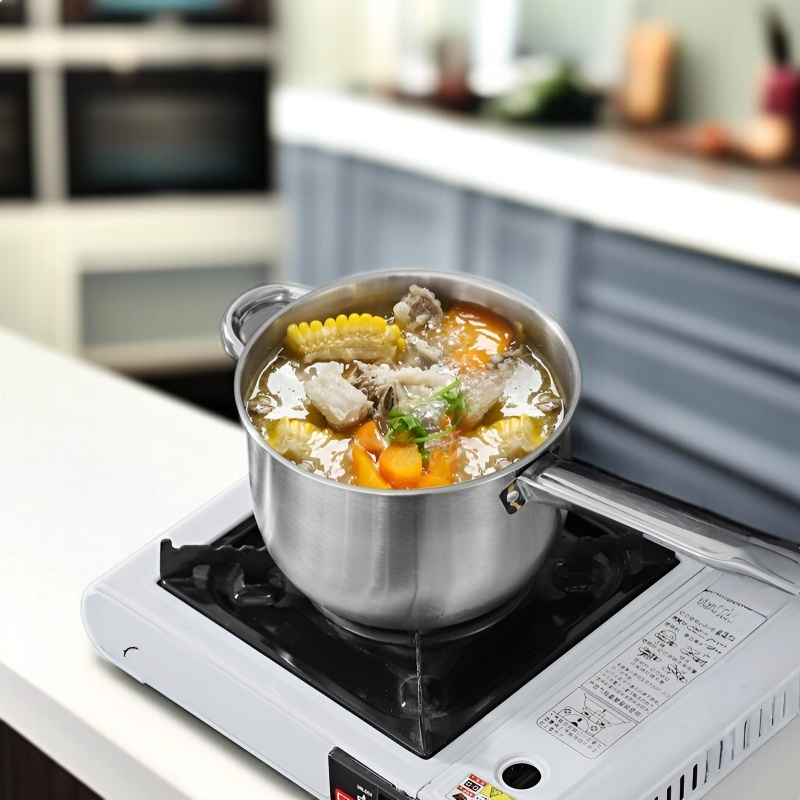 Home fryer featuring easy-to-use stainless steel strainer